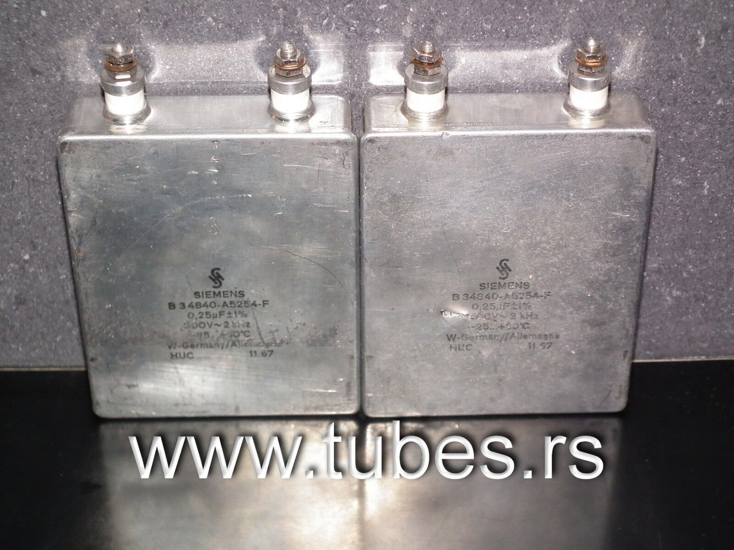 Two vintage Siemens PIO capacitors 0.25uF 500V~ Made in Germany in 1967