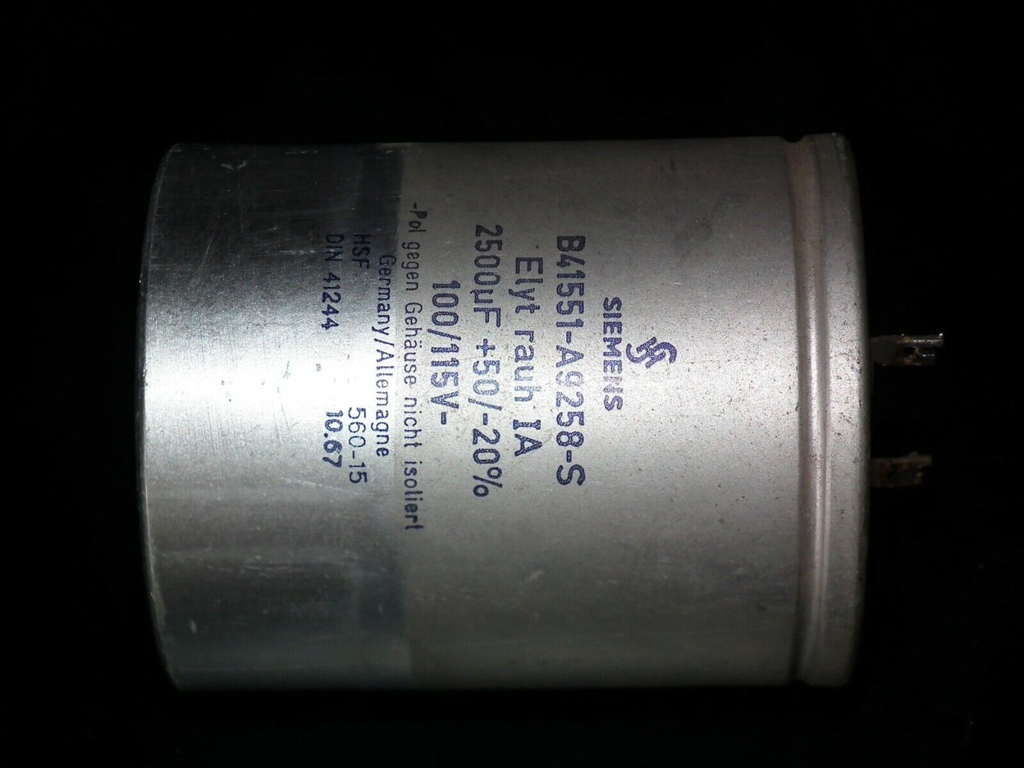 Two vintage Siemens electrolytic capacitors 2500uF / 115V Klangfilm October 1967