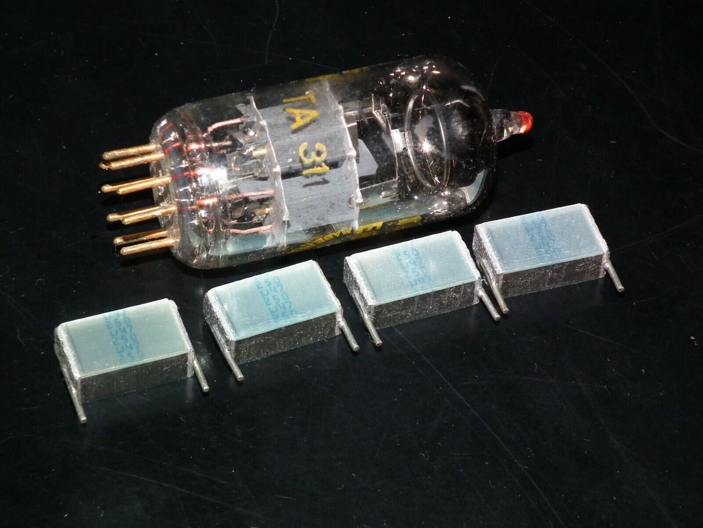 Four NOS vintage Siemens MKT Silver capacitors 470nF 250V W. Germany 0.47u 250V