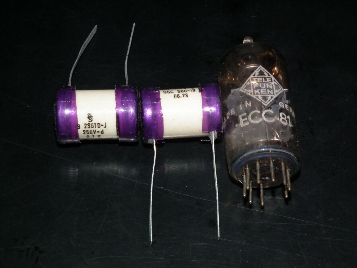 Two vintage Sikatrop Capacitors 0.1mfd 250V Siemens Klangfilm Hi End 100nF 250V