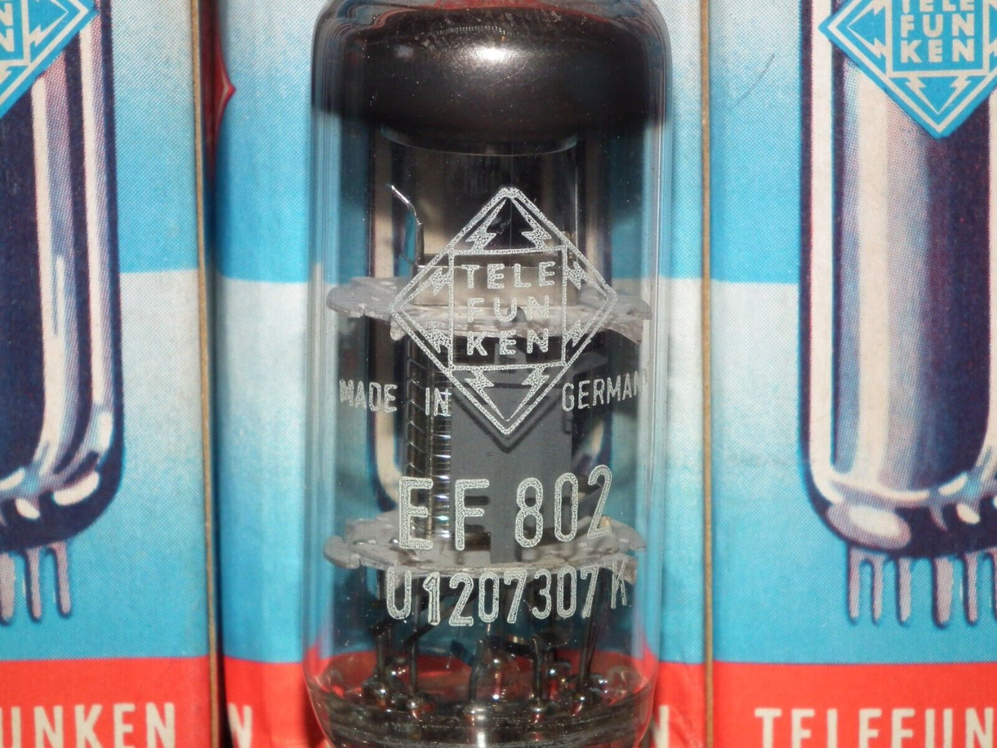 EF802 Telefunken Diamond Bottom NOS NIB (~EF800) Microphone Low Noise Pentode