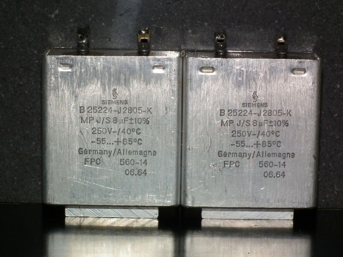 Two vintage Siemens PIO capacitors 8 uF / 250V Klangfilm tube audio West Germany