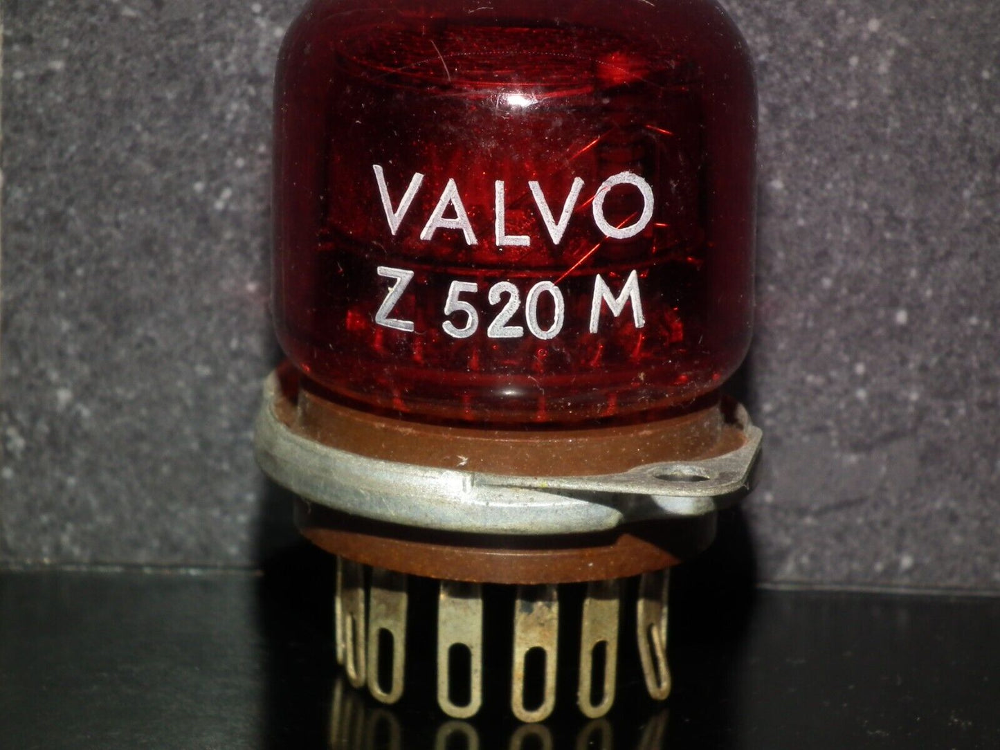 Z520M Red Nixie Tube Valvo with NOS Socket. AS IS!