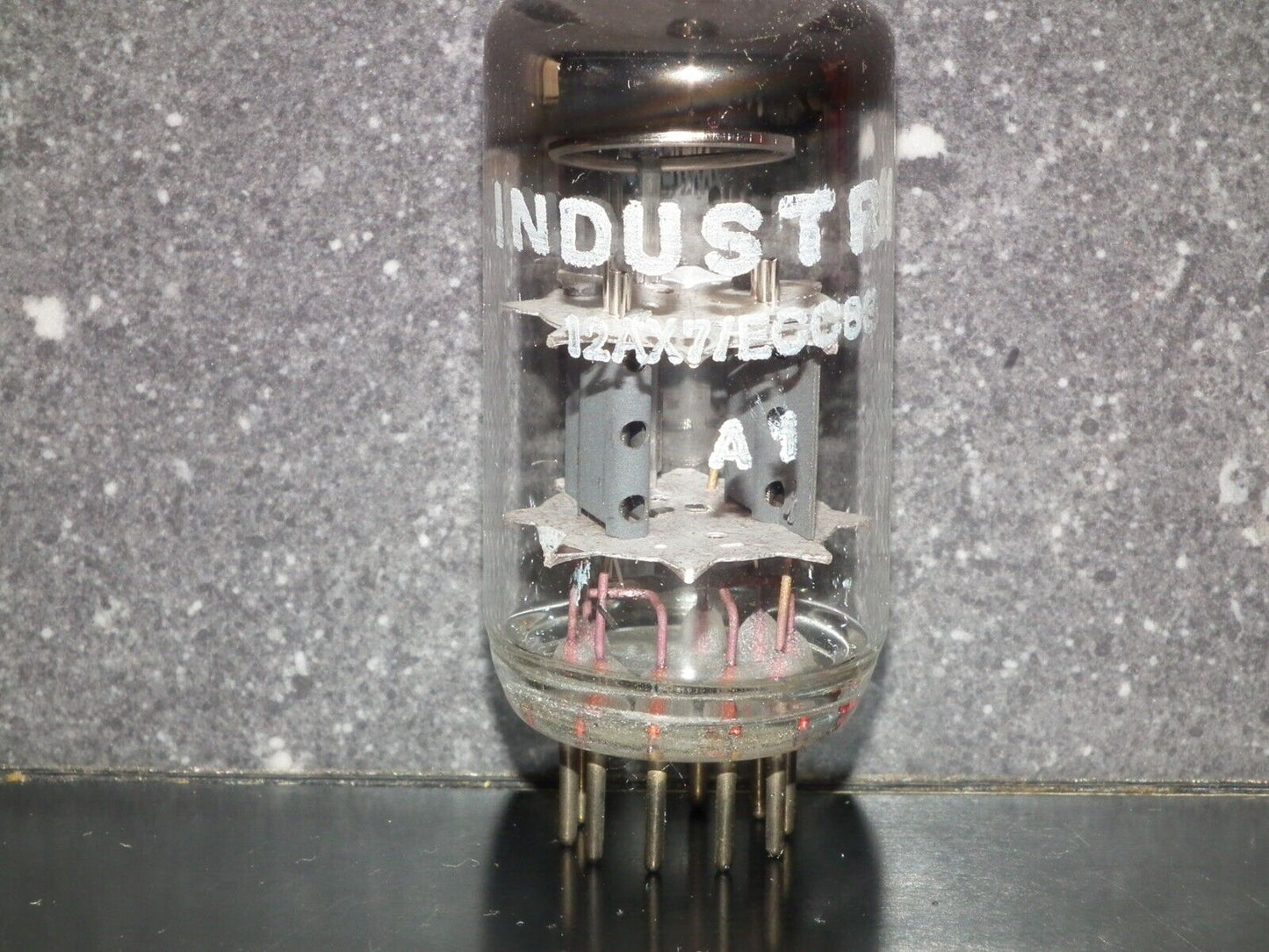 ECC83 Standard Brand 12AX7 NOS NIB Germany 70s Tested 100% Balanced sections