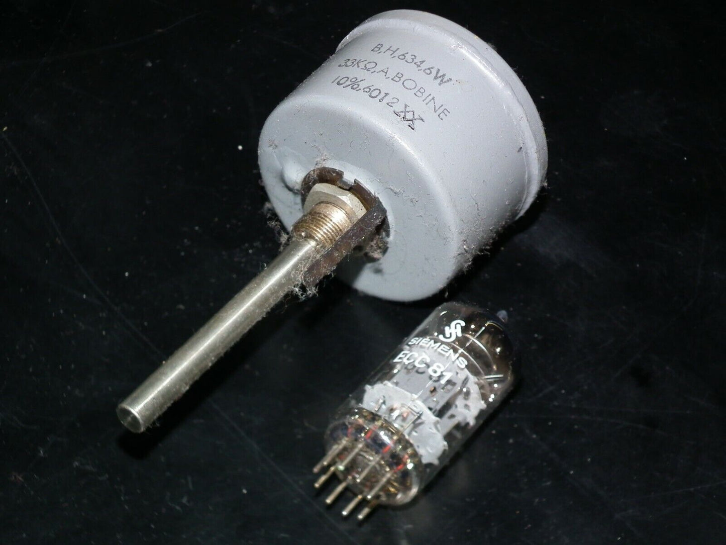 One NOS Variohm vintage wire wound potentiometer 33K 6W hermetic sealed!!!