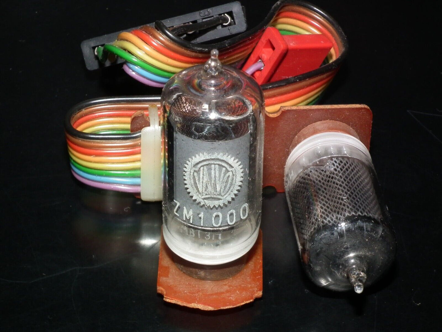 LOT OF 2 Nixie tubes with sockets. ZM1000 Valvo ... AS IS!