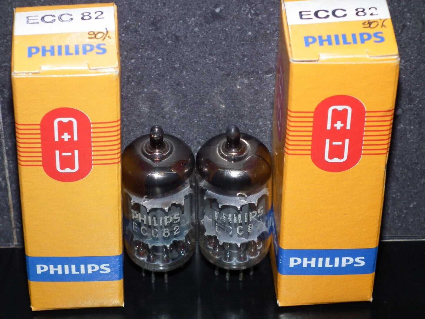 Pair (2pcs) ECC82 12AU7 Philips Heerlen Delta codes Used tested 90% of NOS Value