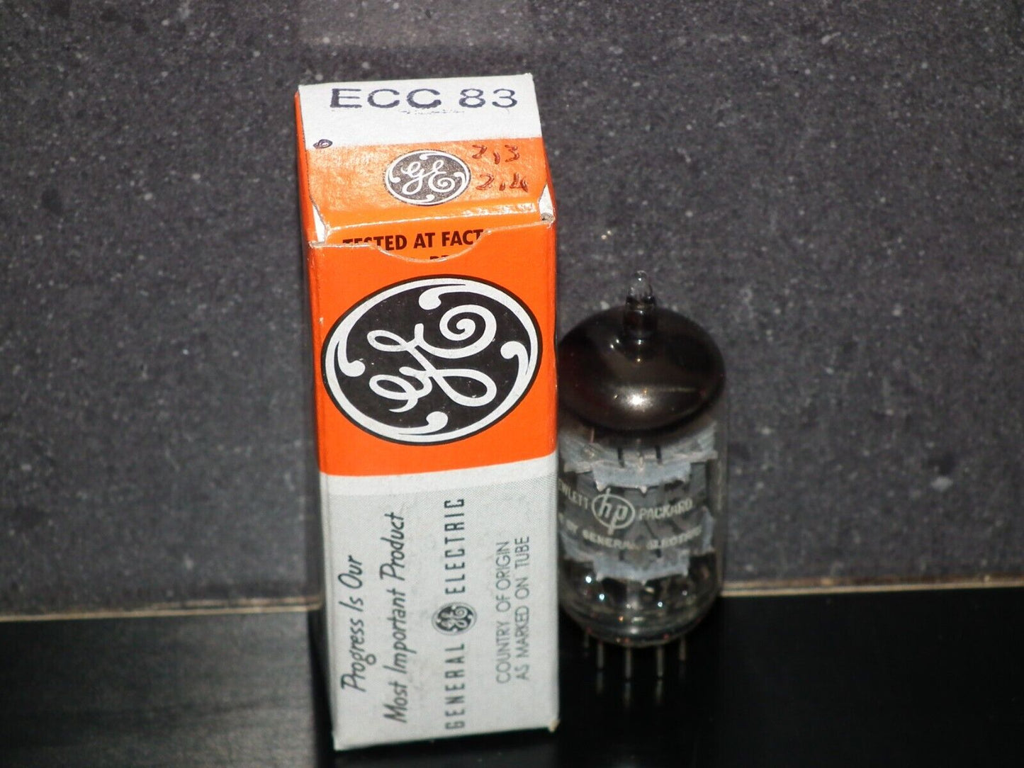 12AX7 General Electric ECC83 tested NOS Balanced sections, No microphonics