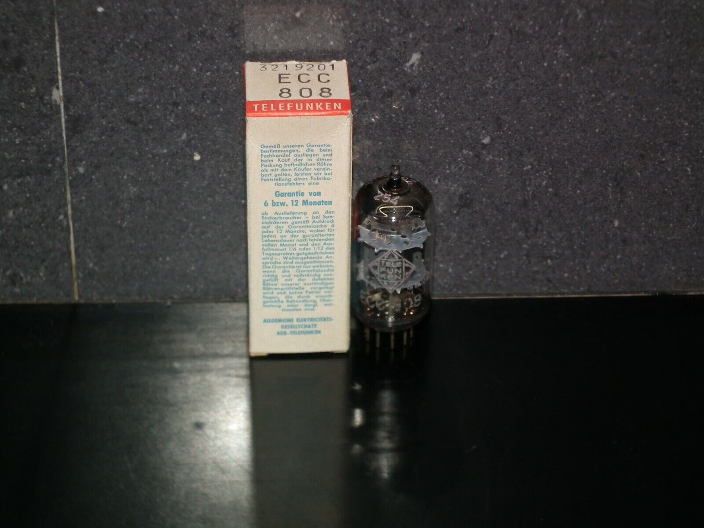 ECC808 Telefunken NOS NIB Balanced sections, early 60s, Berlin plant