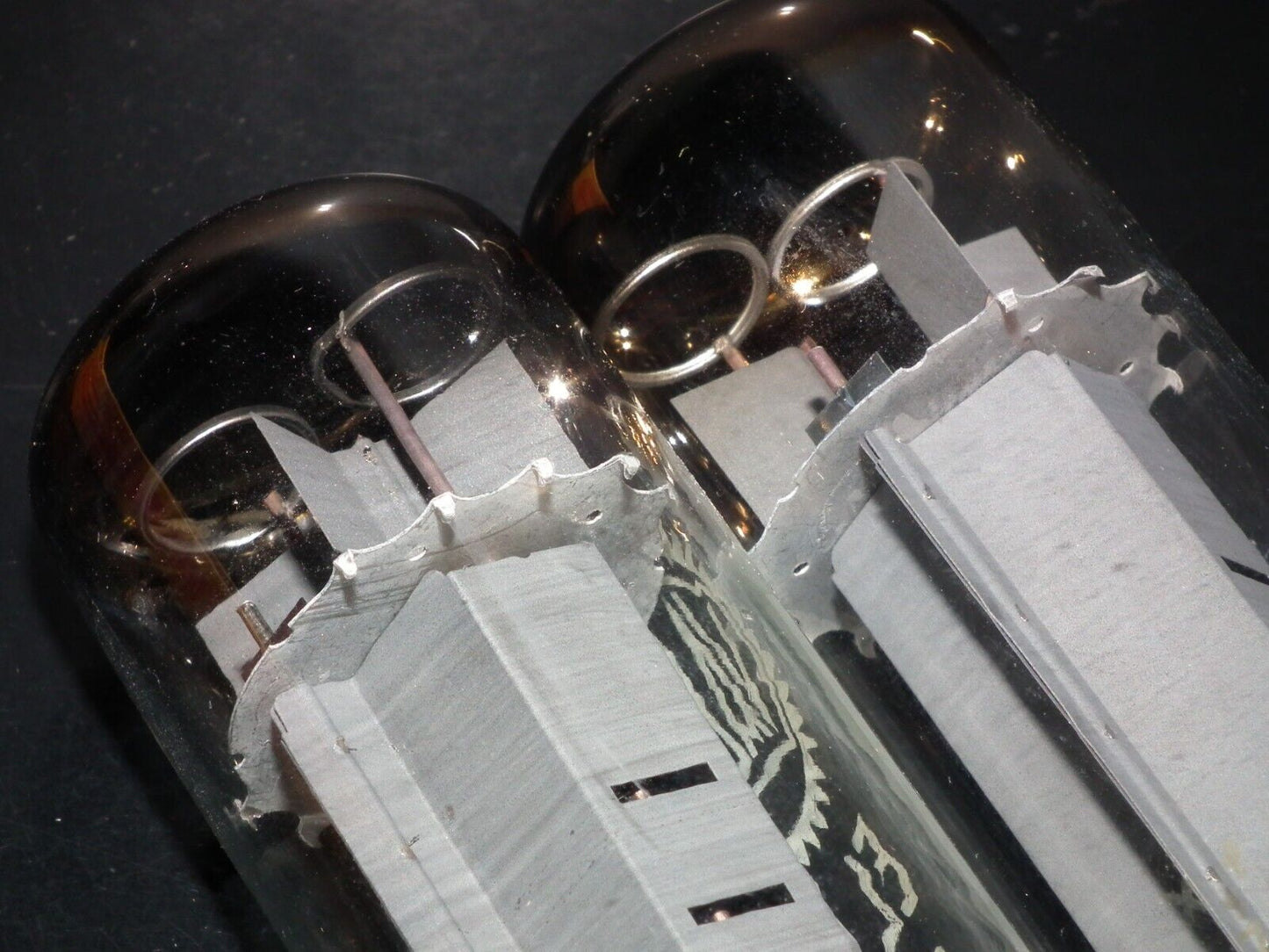 EL34 6CA7 Mullard Xf2 OO Getter Welded Anodes Platinum Matched Pair Tested NOS