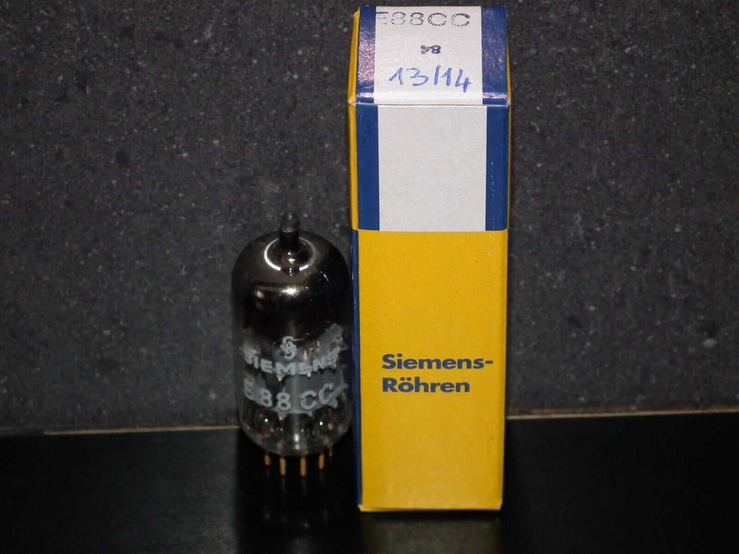 Siemens E88CC Tested NOS Dual Stage Getter A2 7H Code ECC88 6DJ8 6922