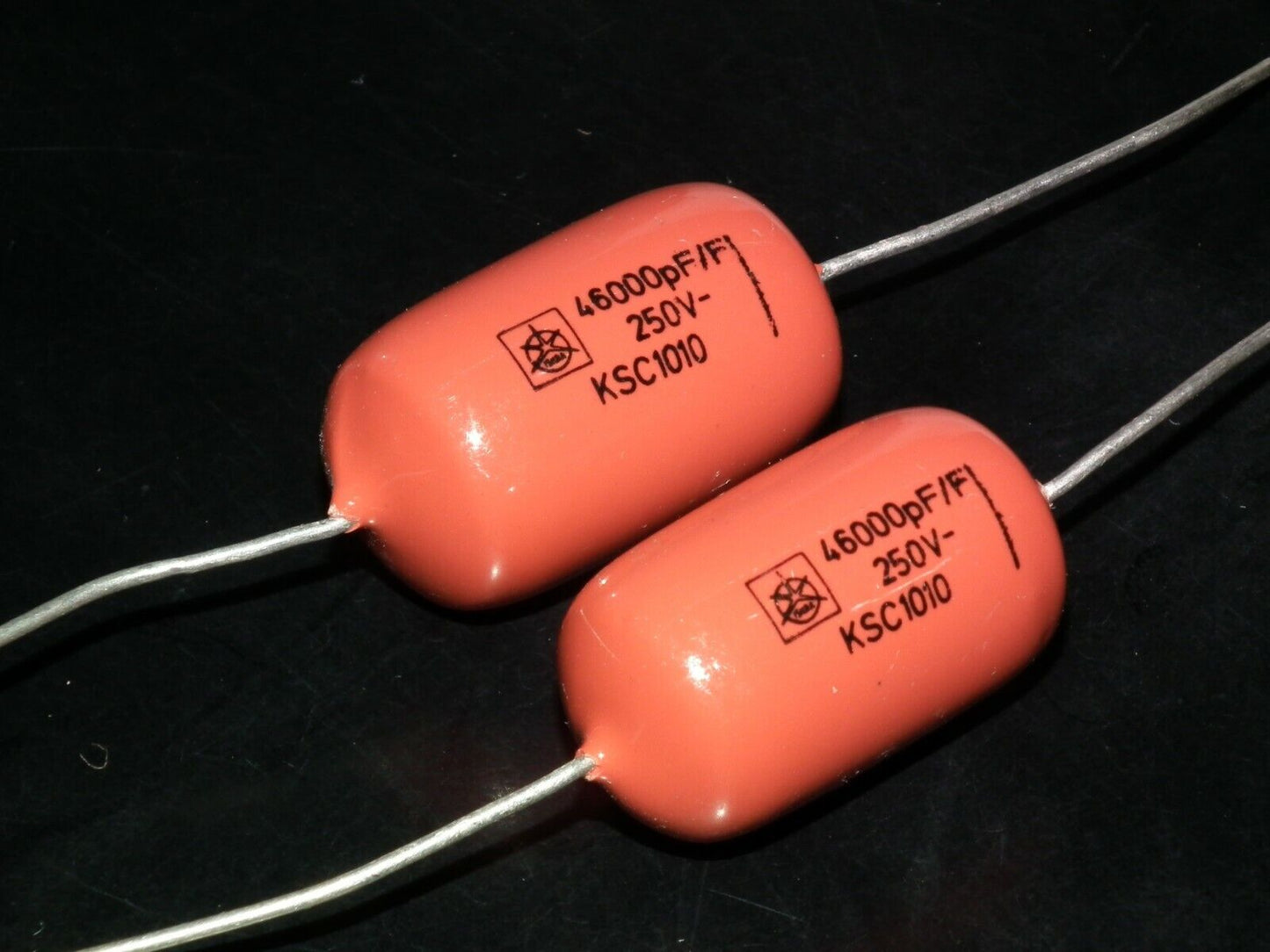 Two polystyrene capacitors 46000pF 0.046uF 250V ISKRA SIEMENS 1974 HI End Tube