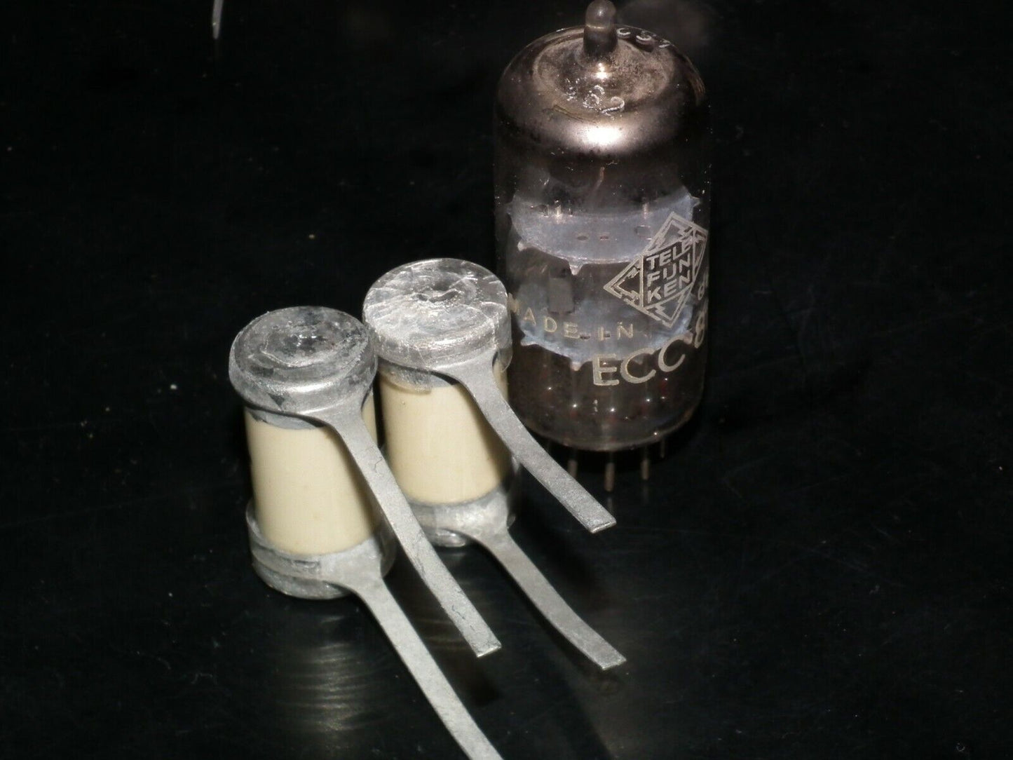 Two vintage Sikatrop Capacitors 0.05mfd 250V Siemens Klangfilm Hi-End 50nF 250V