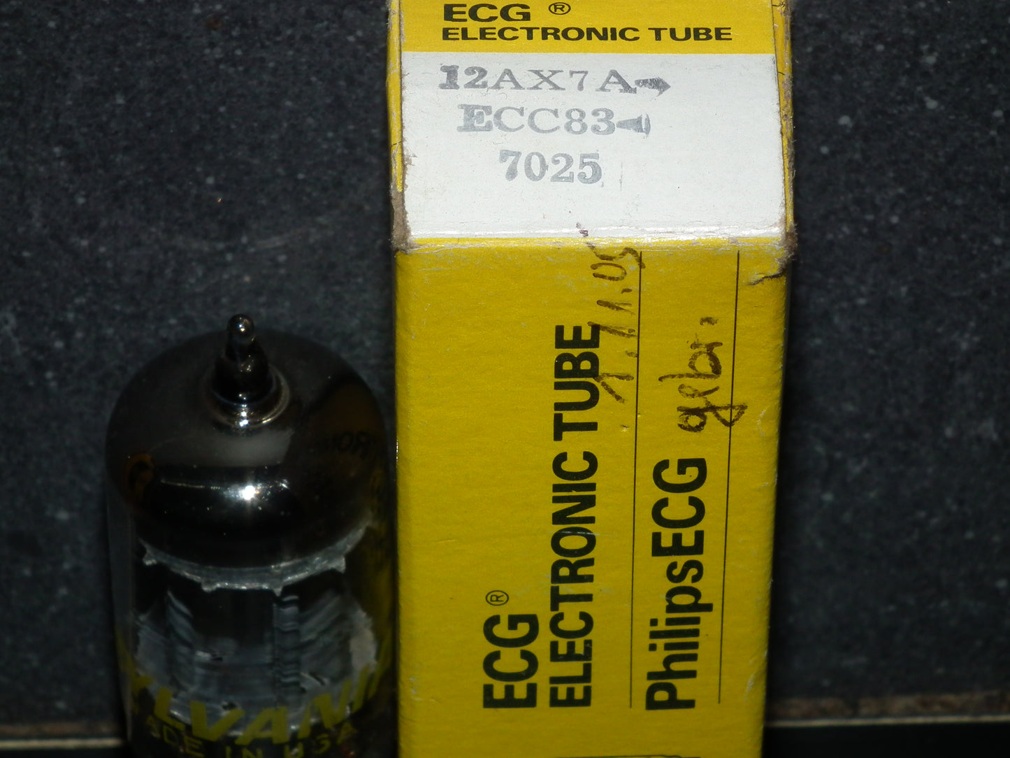 12AX7A Sylvania ECC83 NOS NIB, tested strong and balanced
