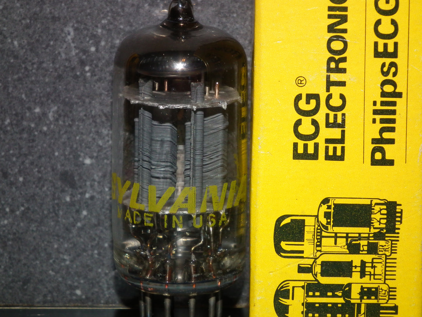 12AX7A Sylvania ECC83 NOS NIB, tested strong and balanced