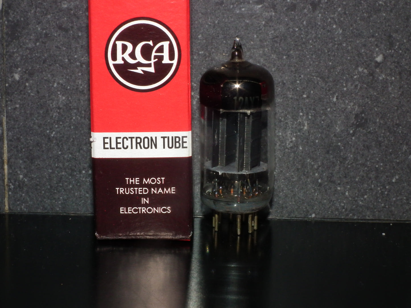 12AX7 RCA ECC83 Black Anodes Square Getter Used 120%
