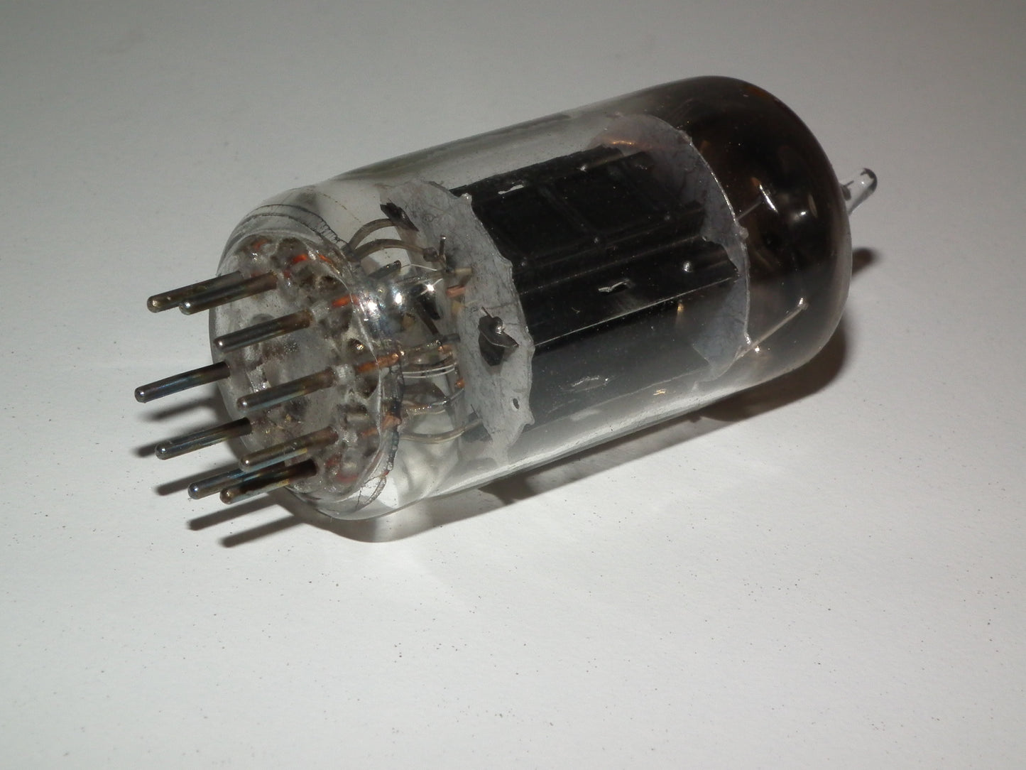 12AX7 Sylvania ECC83 NOS NIB Square Getter Long Black Anodes