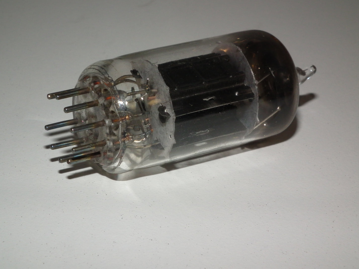 12AX7 Sylvania ECC83 NOS NIB Square Getter Long Black Anodes