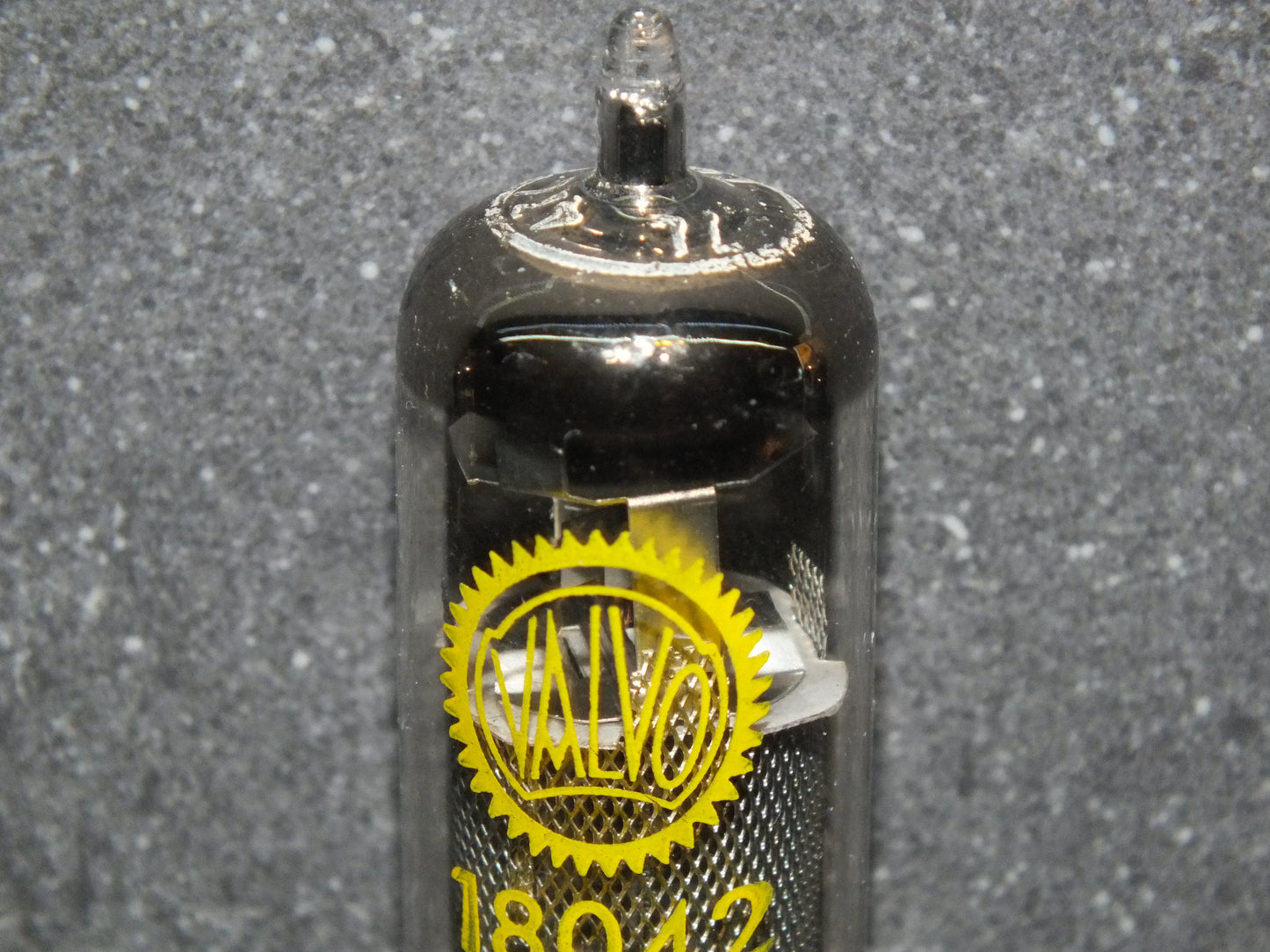 18042 Valvo NOS NIB LOW Noise Audio Pentode