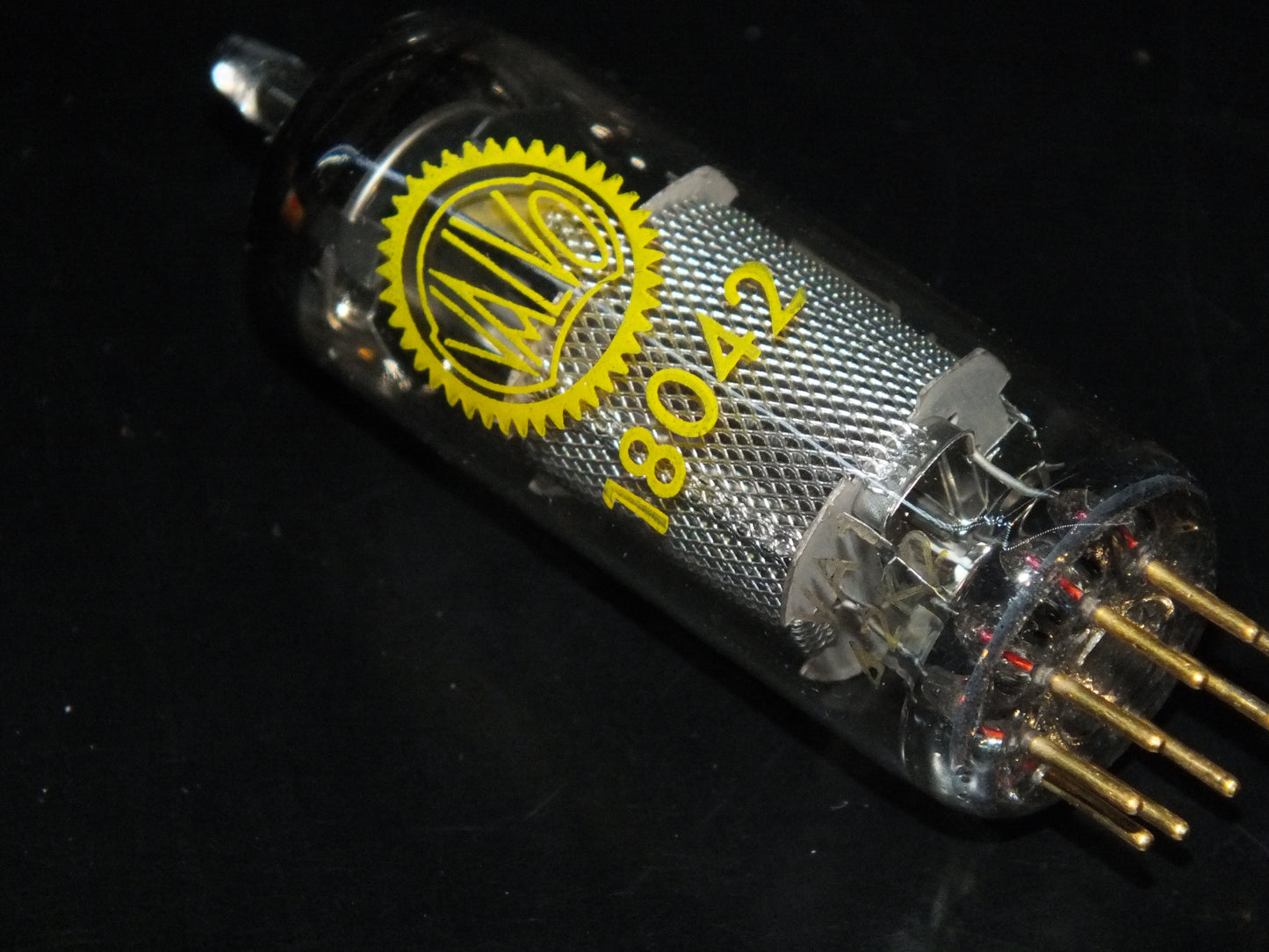 18042 Valvo NOS NIB LOW Noise Audio Pentode