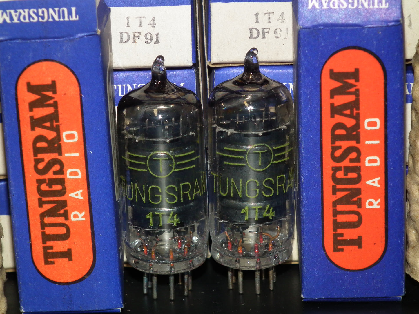 1T4 DF91 Tungsram NOS Platinum matched pair RARE Old Type THICK GETTER 1956