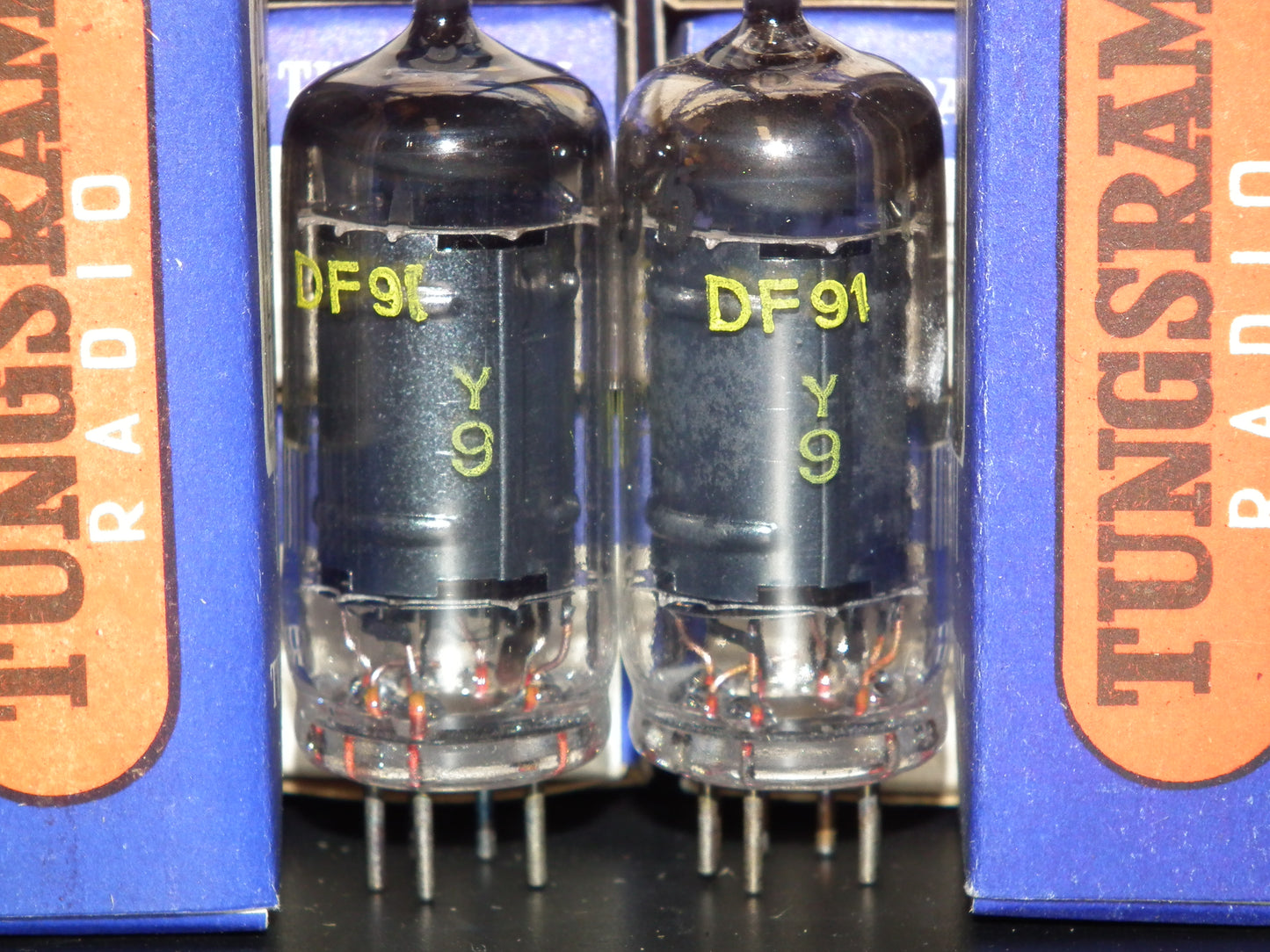 1T4 DF91 Tungsram NOS Platinum matched pair RARE Old Type THICK GETTER 1956