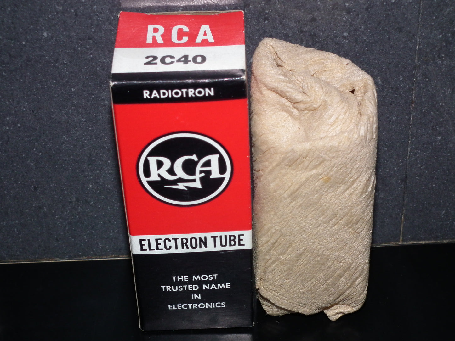 2C40 RCA NOS NIB transmitter tube HAM radio & professional broadcast