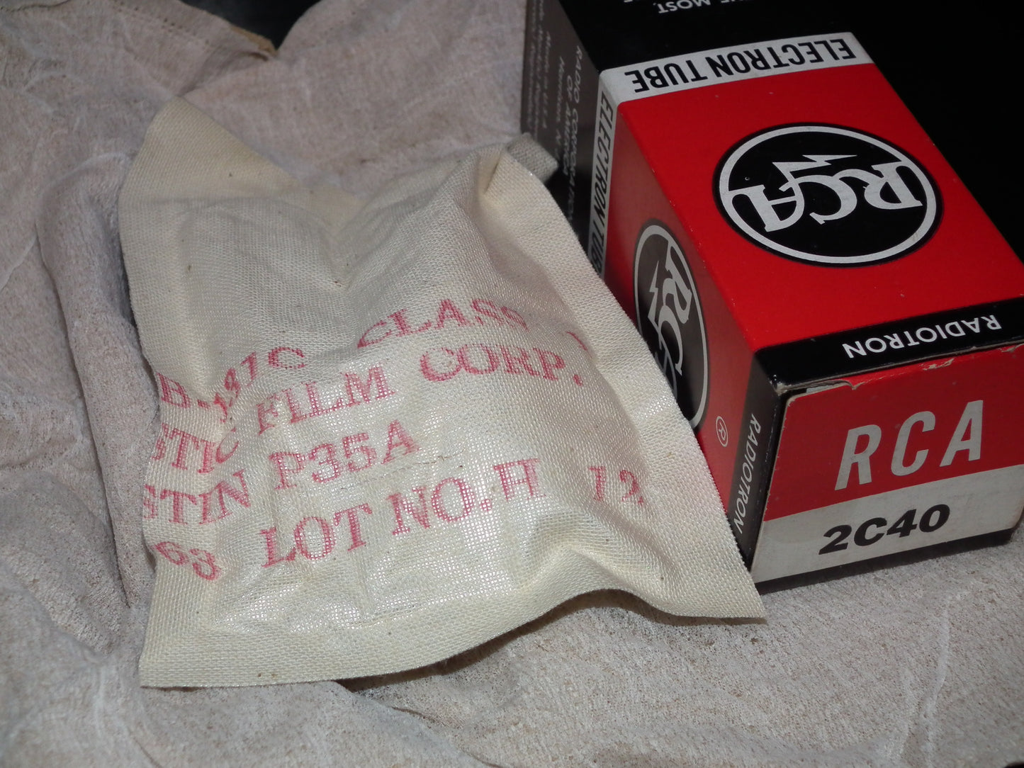 2C40 RCA NOS NIB transmitter tube HAM radio & professional broadcast