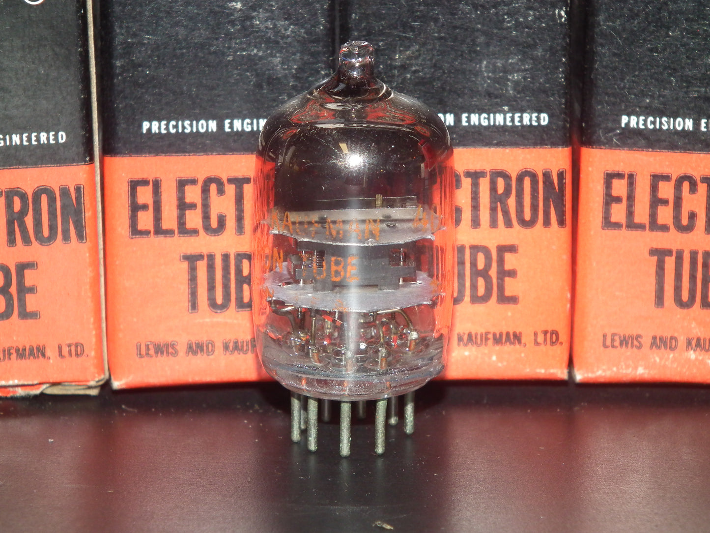 404A Lewis & Kaufman Pentode 5847 NOS NIB