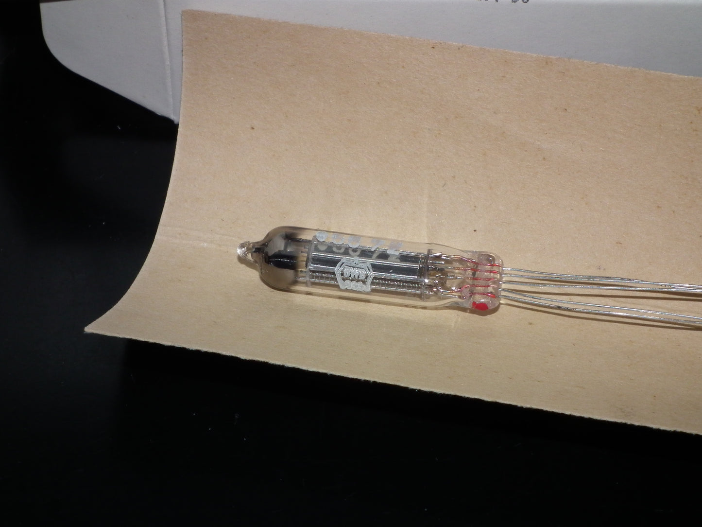 5672 Siemens NOS NIB Pencil Power Pentode (1 pcs) CV2238