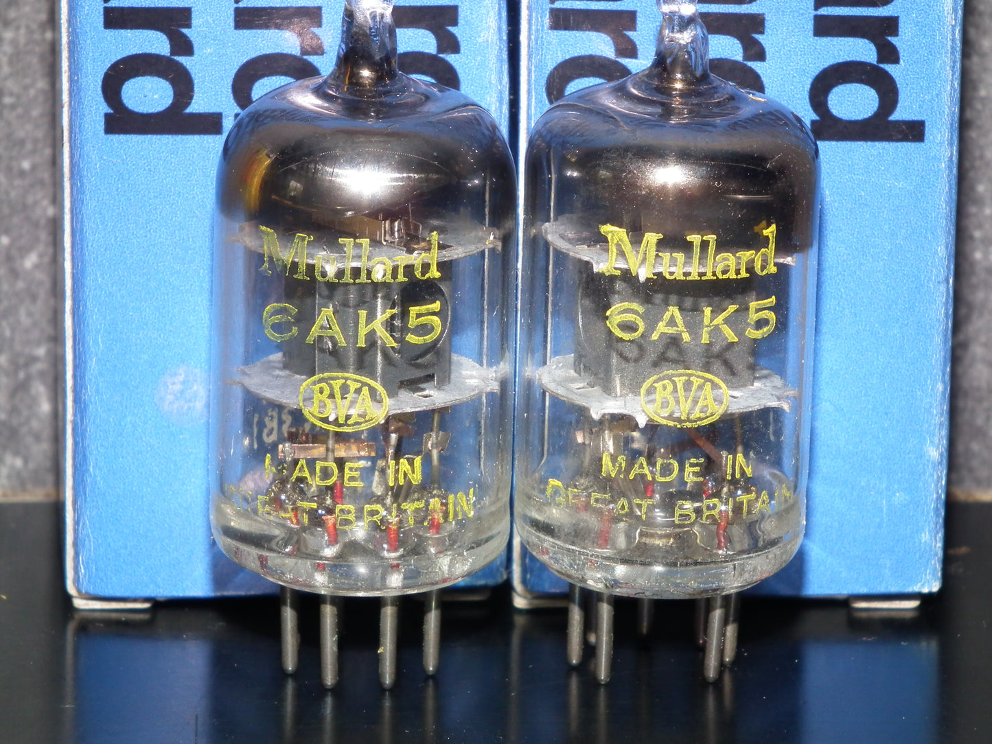 Matched Pair EF95 5654 6AK5W Mullard MITCHAM Square Getter 1953