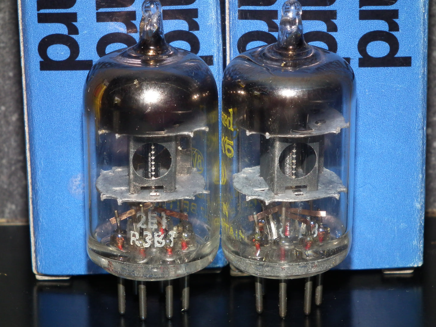 Matched Pair EF95 5654 6AK5W Mullard MITCHAM Square Getter 1953