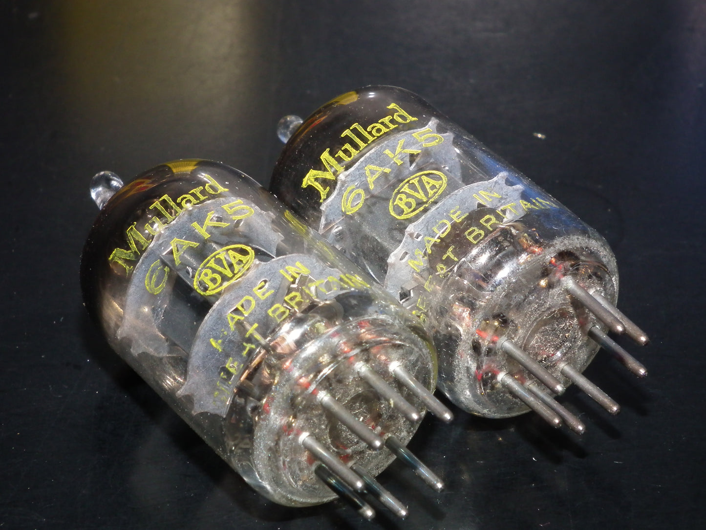 Matched Pair EF95 5654 6AK5W Mullard MITCHAM Square Getter 1953