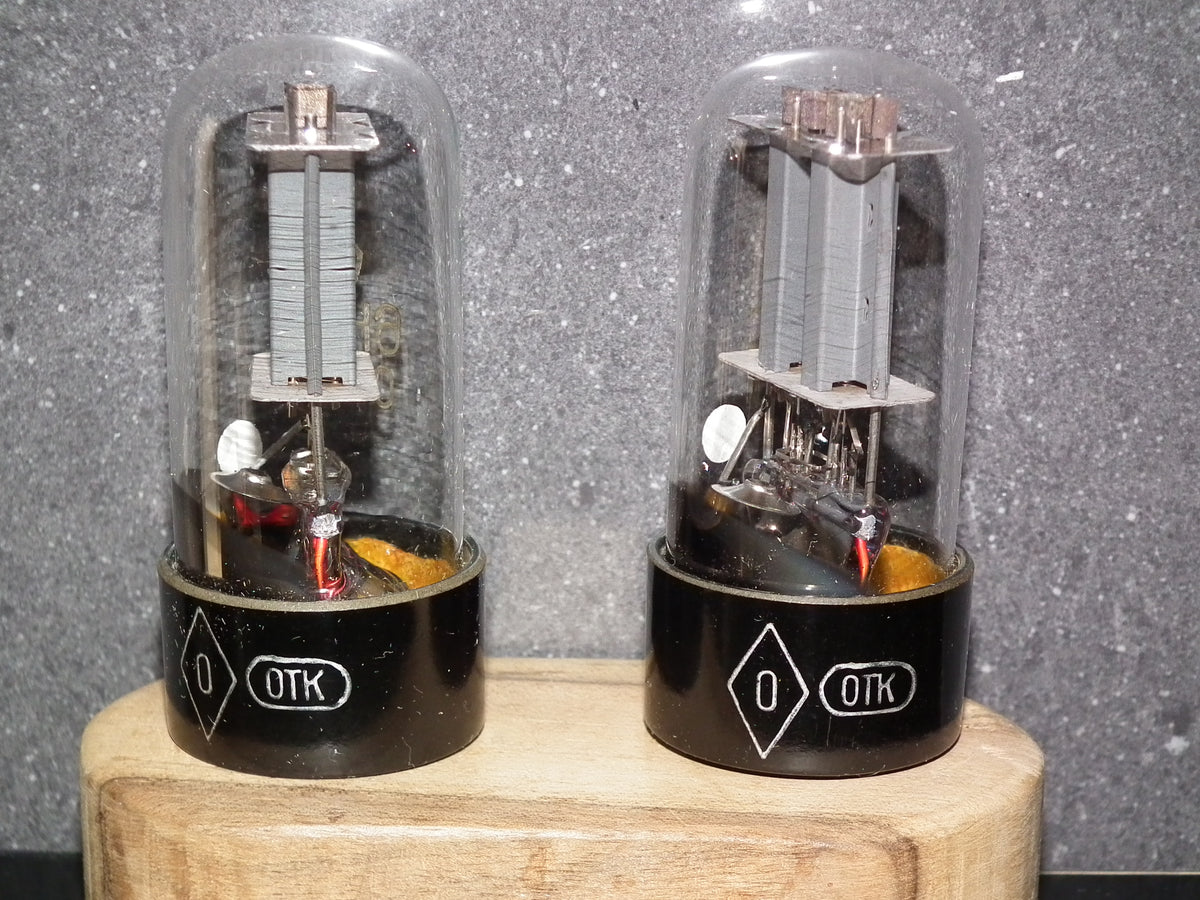 Matched Pair NEVZ 6SN7GT 6N8S NOS 70s-80s Novosibirsk