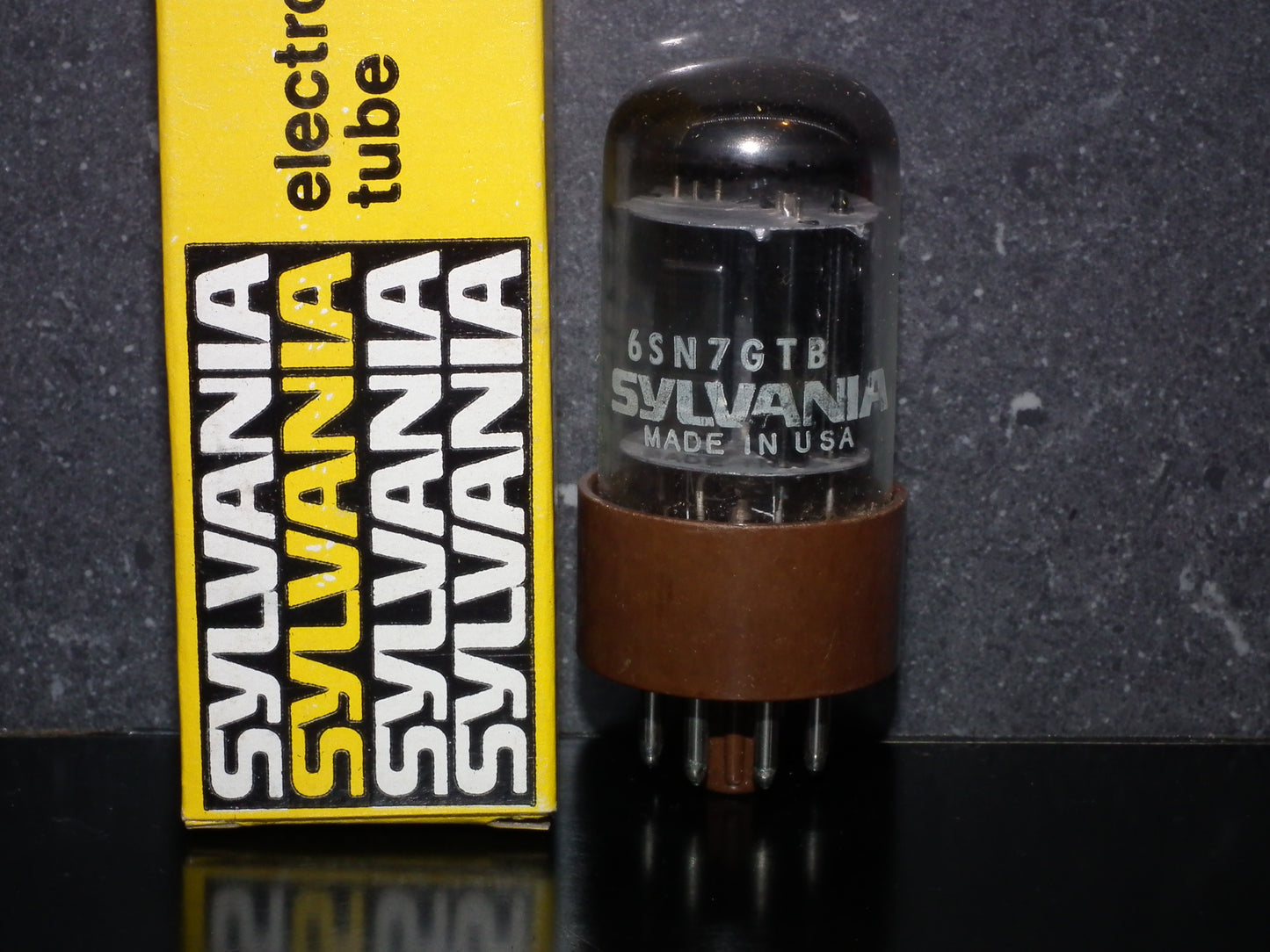 One 6SN7GTB Sylvania (1 pc) NOS NIB Tested Balanced Brown Base