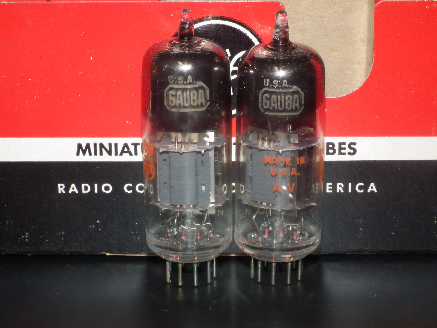 6AU8A RCA NOS in old type original box