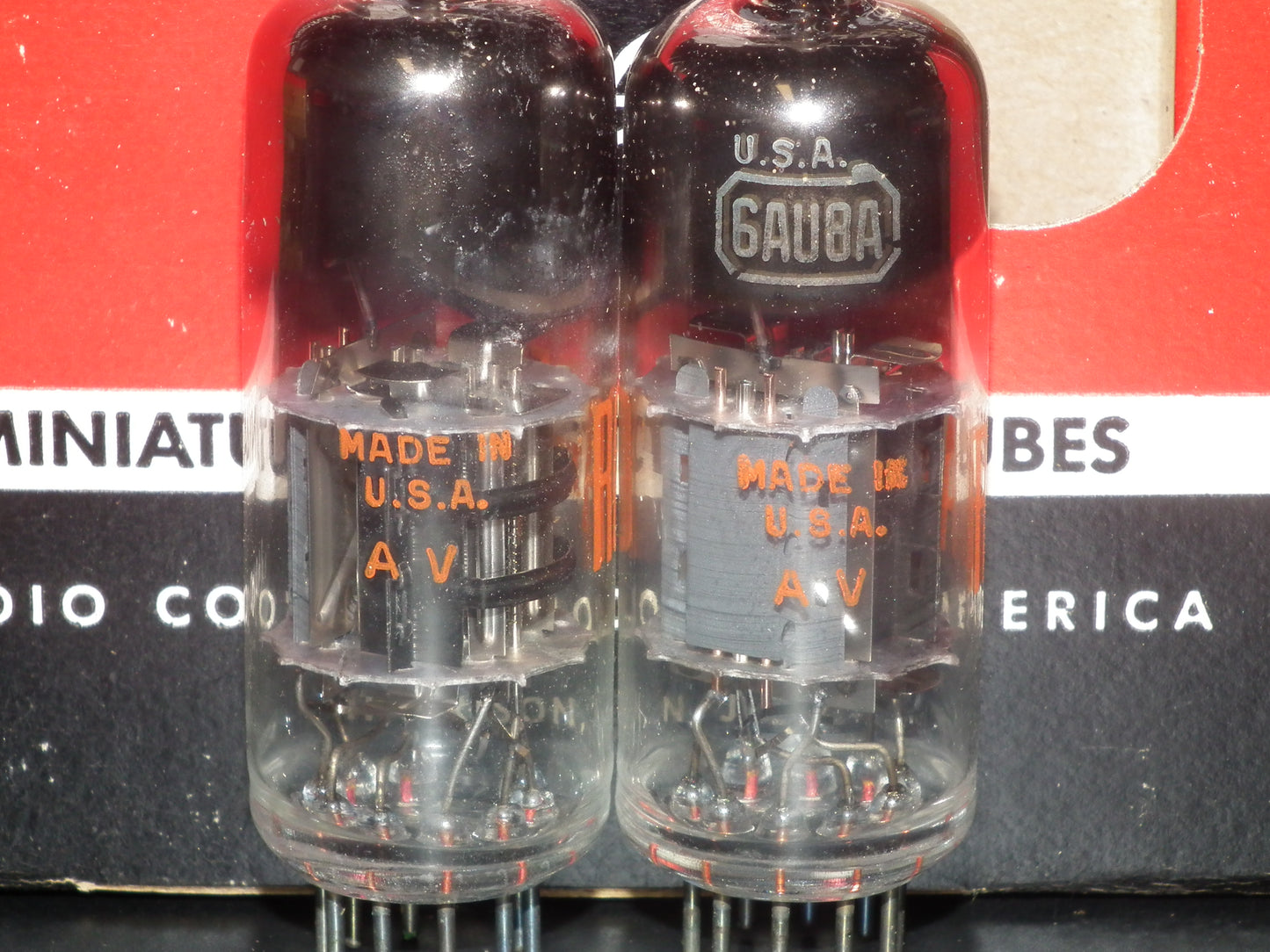 6AU8A RCA NOS in old type original box