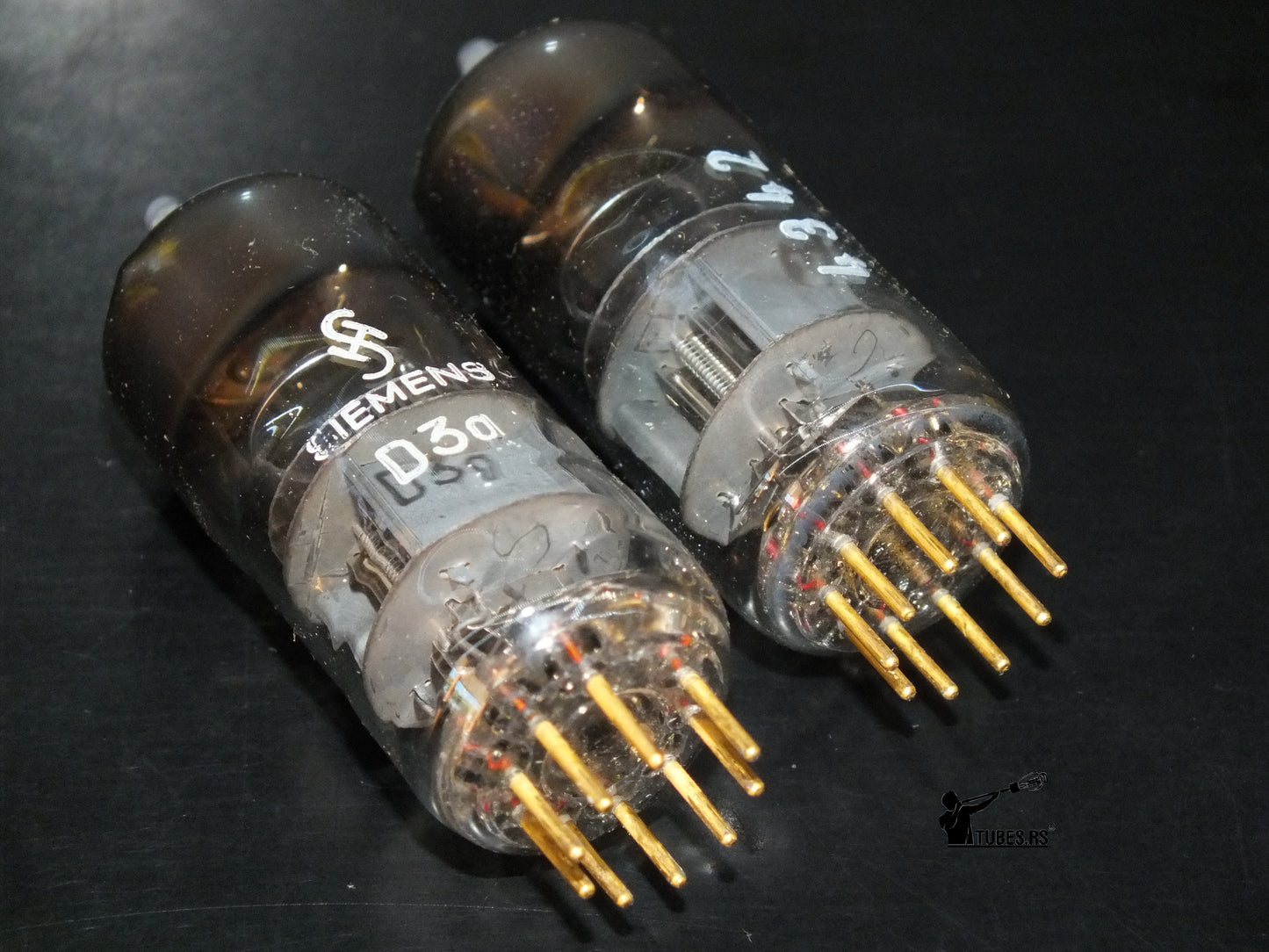 Matched Pair D3a Siemens PINCHED WAIST 7721 NOS NIB Gold pins