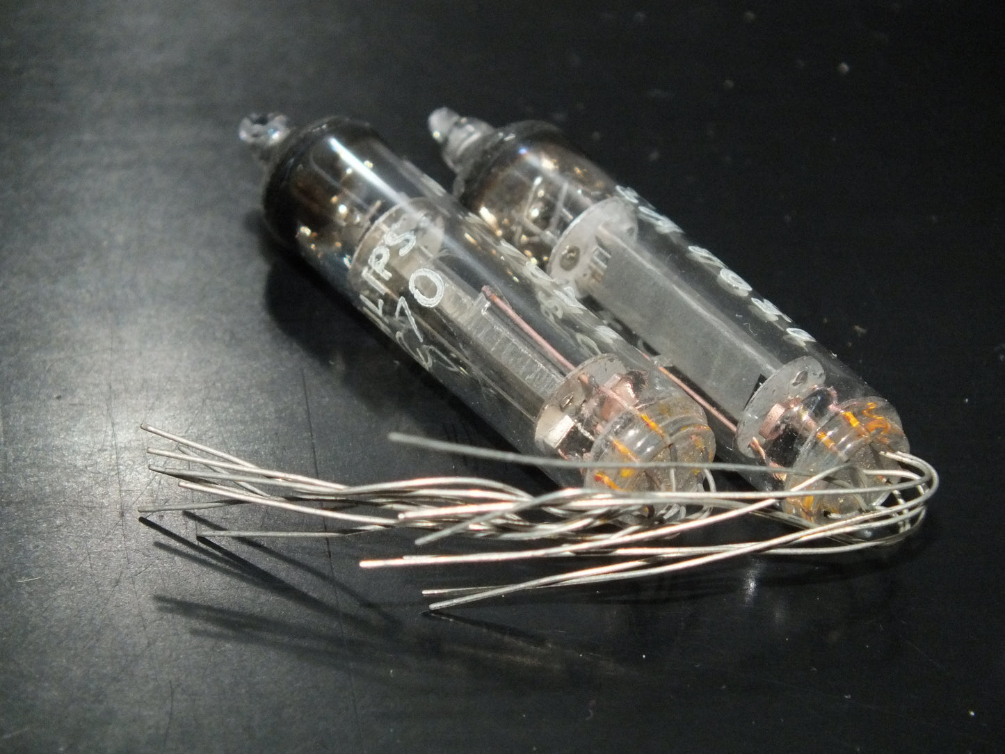 DC70 Philips 6375 NOS Square Getter