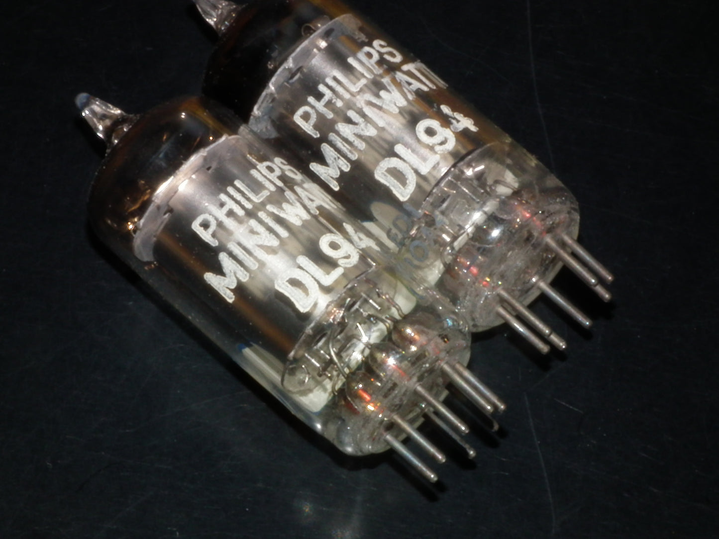 DL94 Philips Miniwatt 3V4 NOS NIB Square Getter