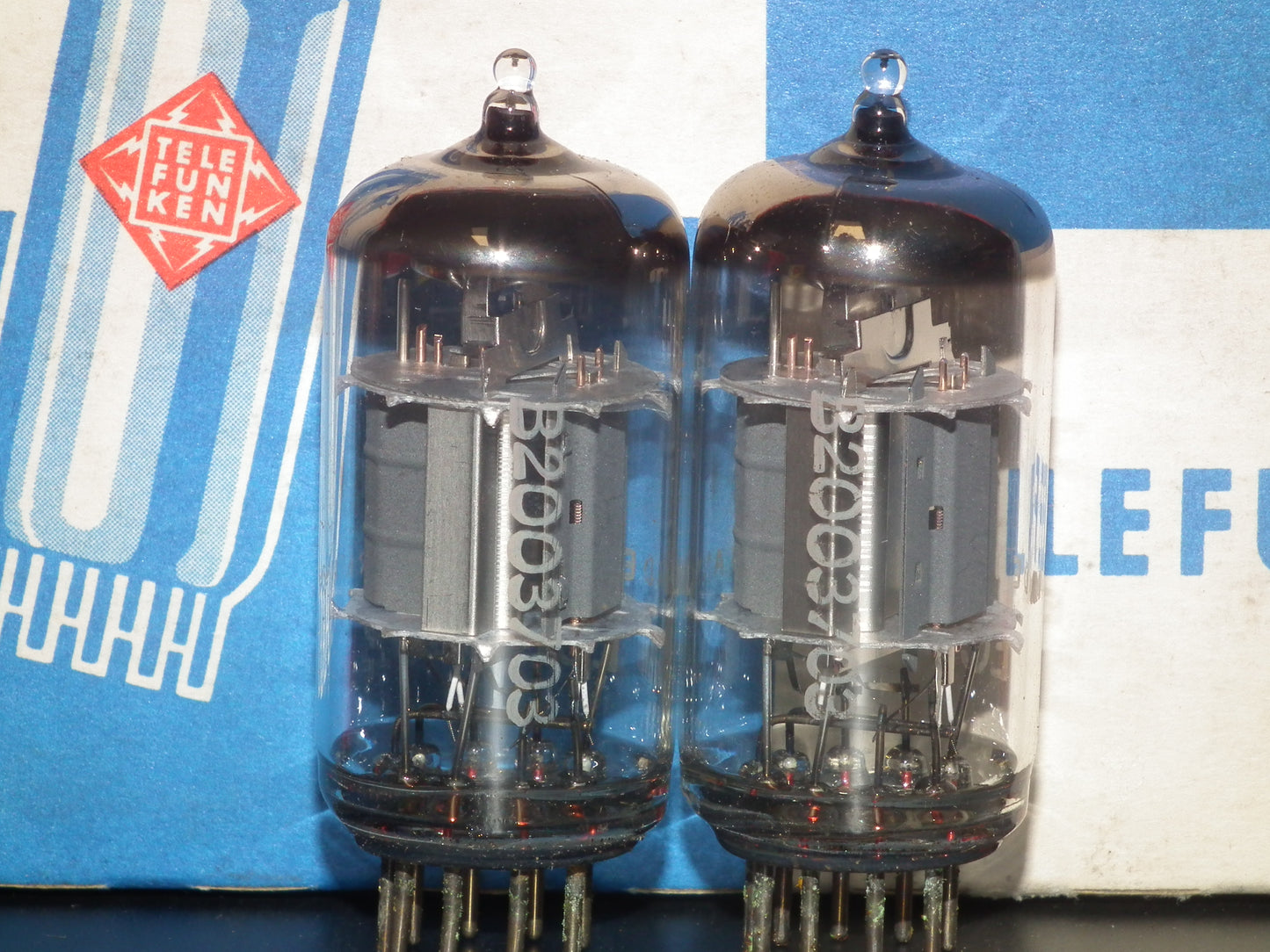ECF802 Telefunken Platinum Matched Pair NOS NIB 6JW8 Diamond Bottom Berlin Plant