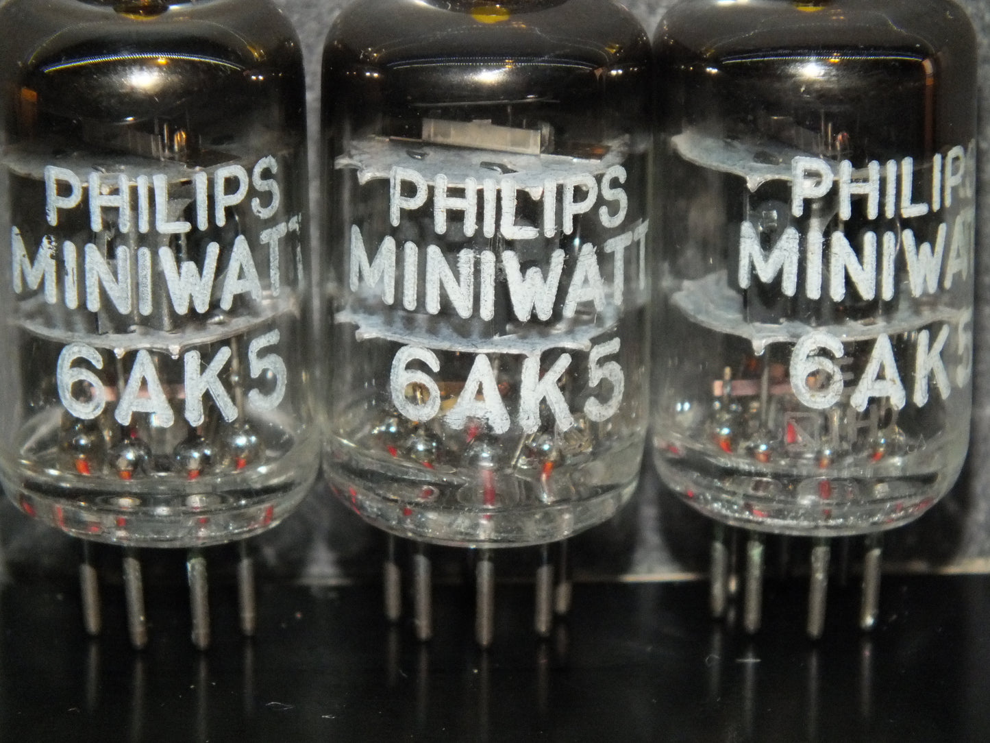 5654 Mullard Whyteleafe 1957 EF95 RARE YELLOW TIP Square Getter