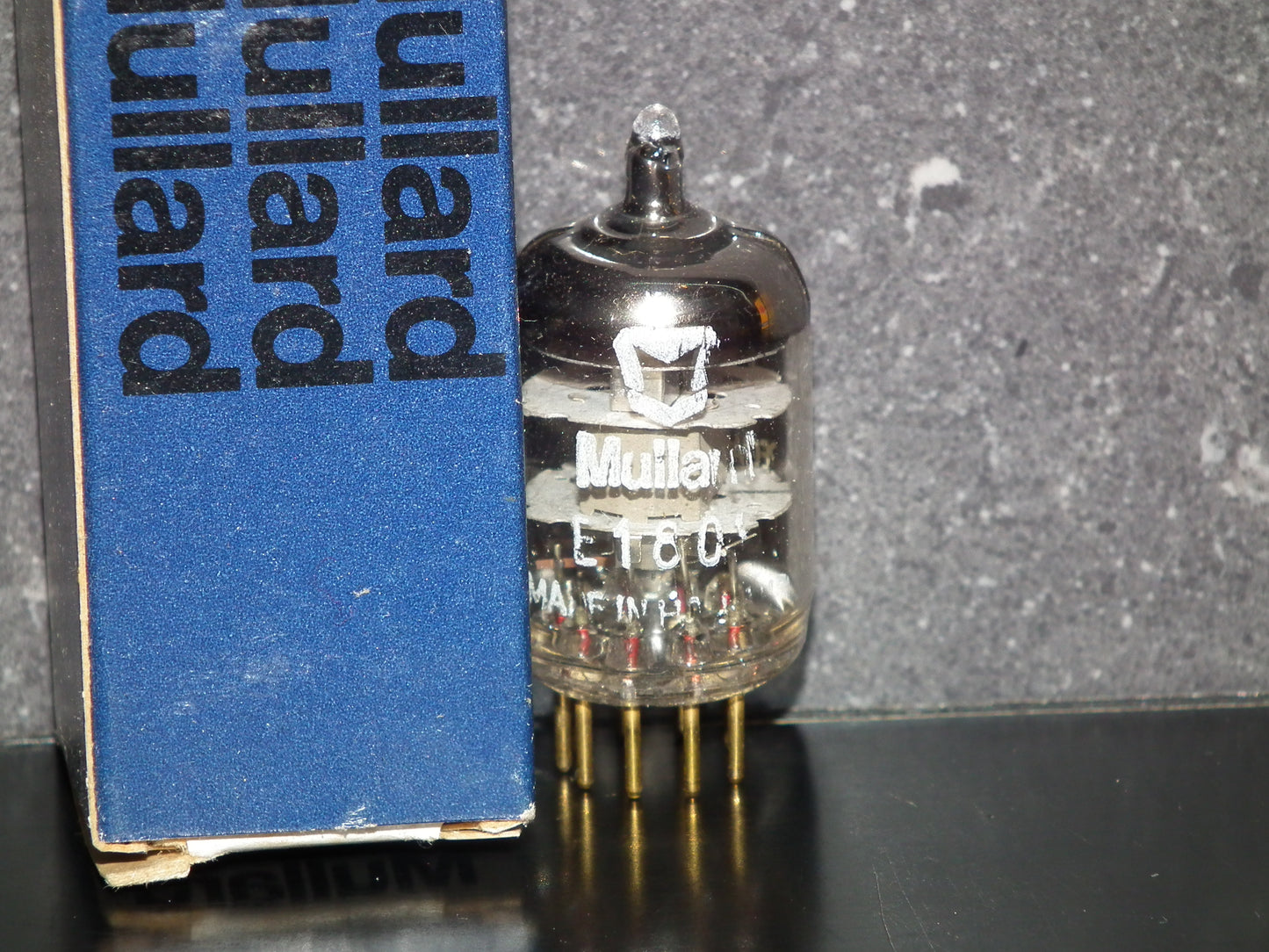 Mullard E180F 6688 6J9P NOS NIB Gold pin Heerlen Tube plant, made back in 60s