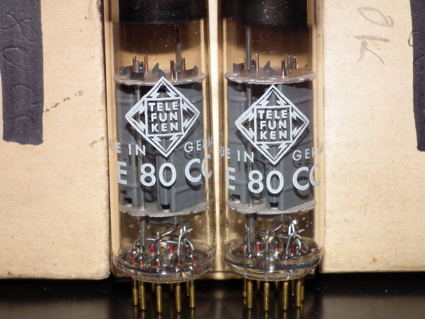 Telefunken E80CC 6085 Platinum Matched pair NOS Holland Heerlen 1964