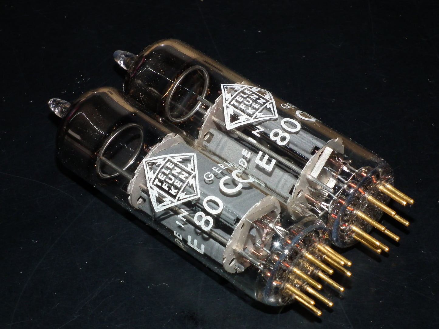 Telefunken E80CC 6085 Platinum Matched pair NOS Holland Heerlen 1964