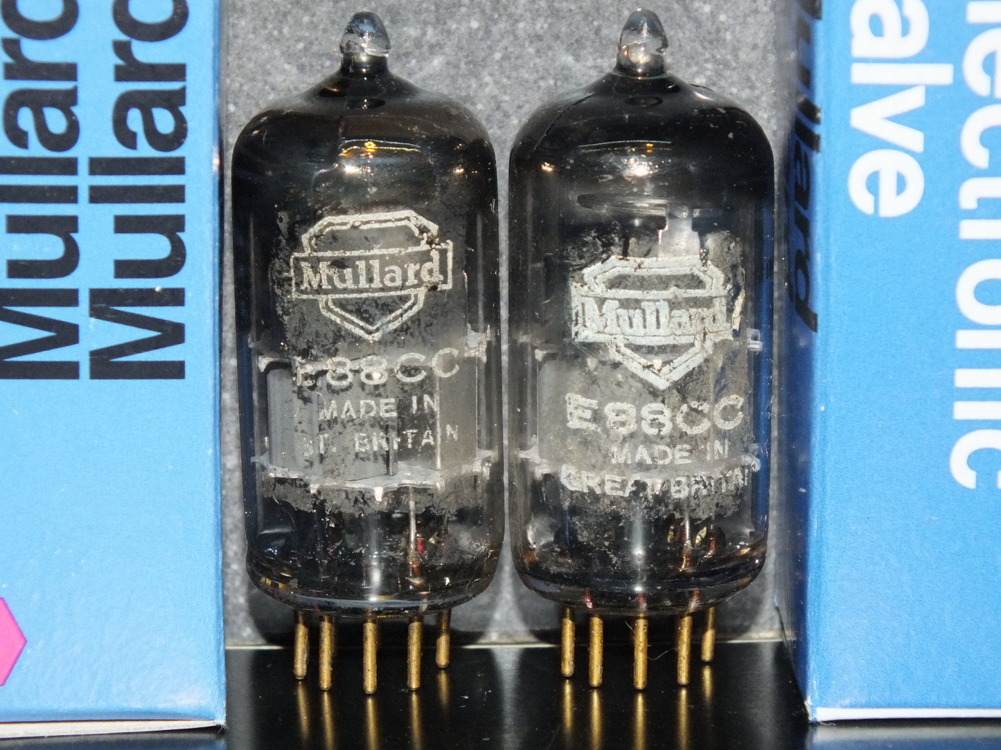 Matched Pair E88CC CV2492 Mullard Mitcham ECC88 Gold Pins 70%