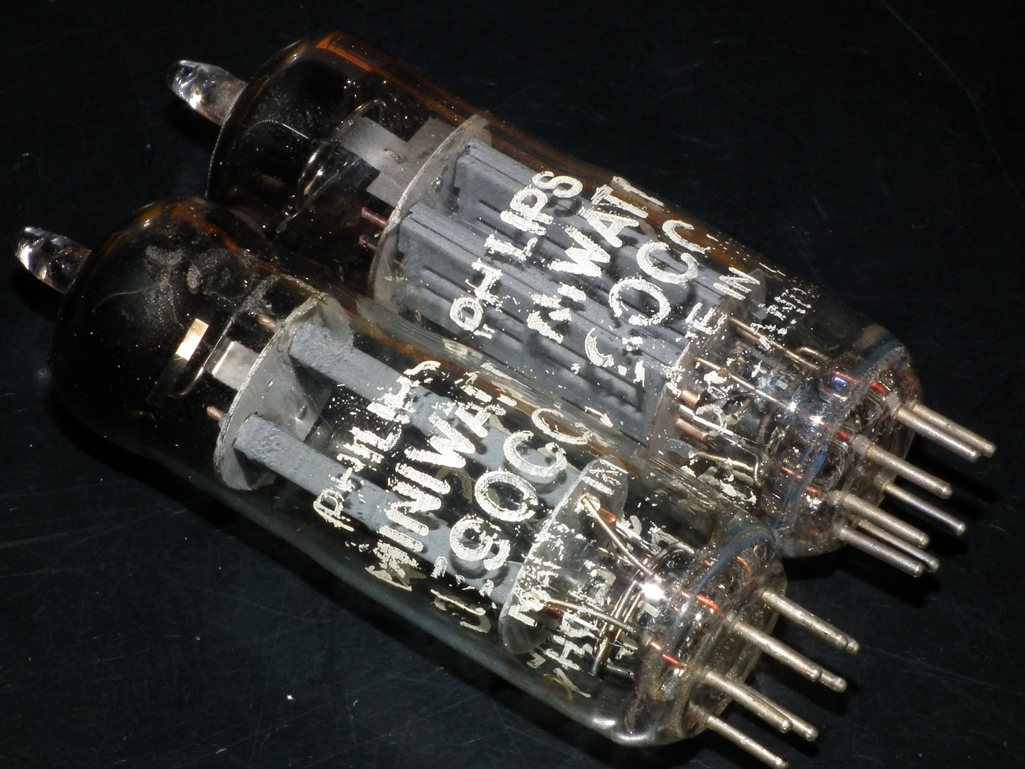 Matched Pair E90CC Philips NOS NIB Crossfoil D Getter Pinched Waist