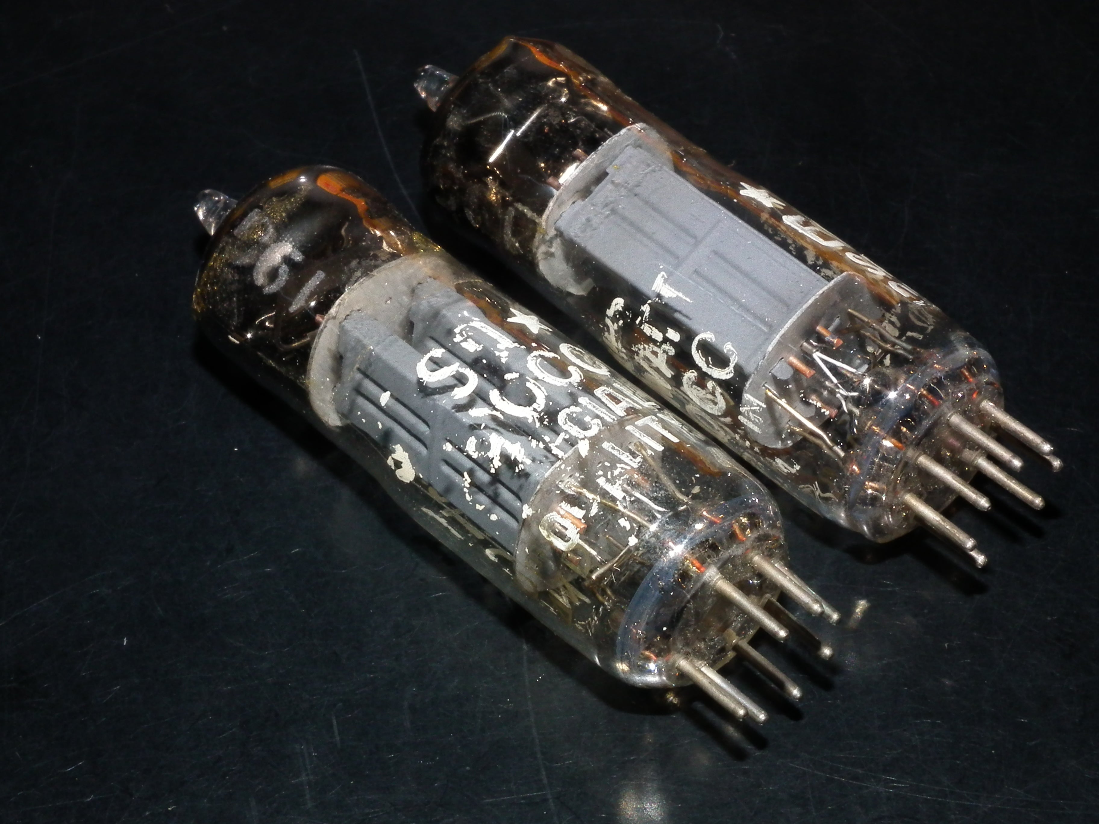 Matched Pair E90CC Philips NOS NIB Crossfoil D Getter Pinched