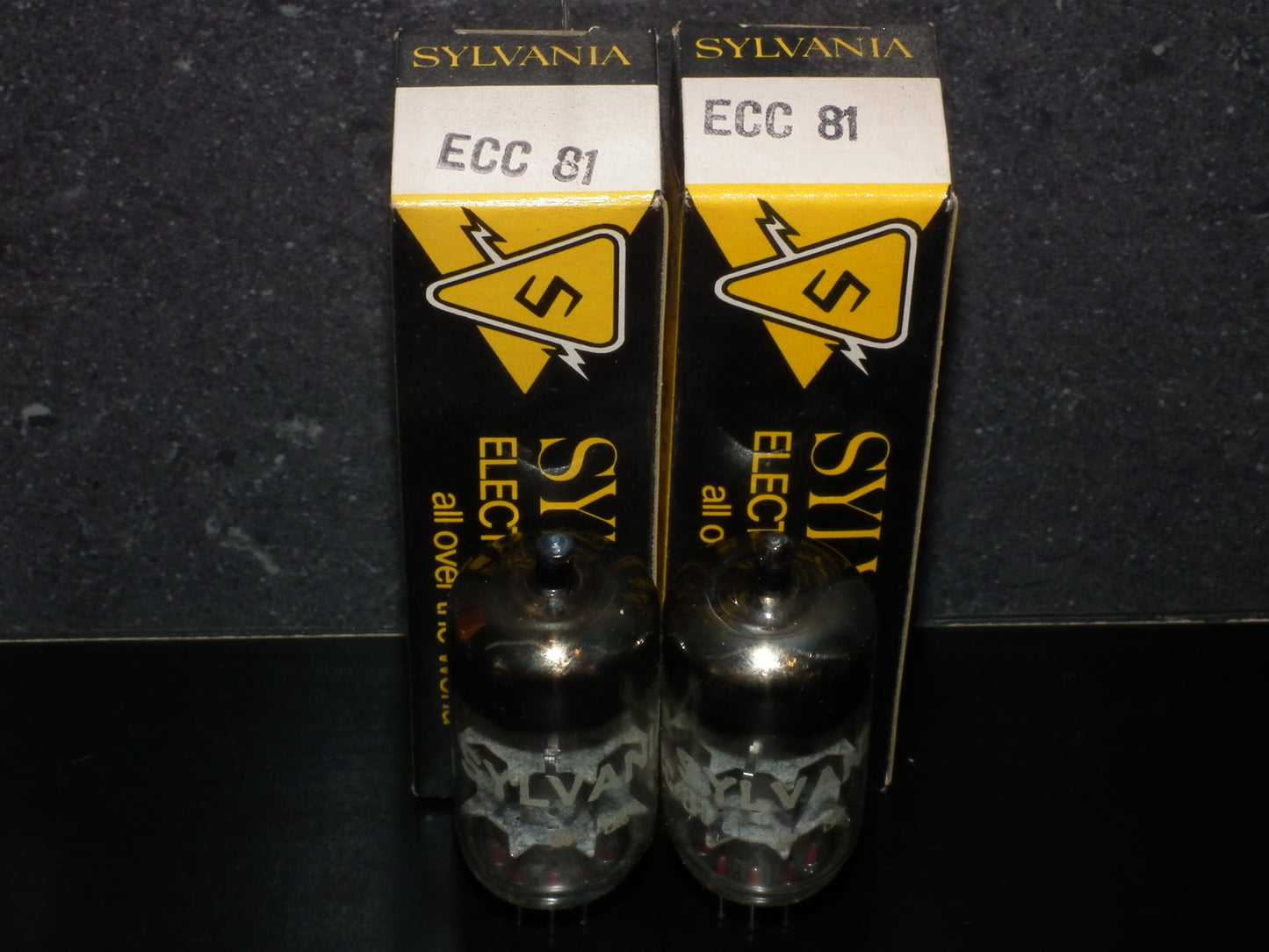 ECC81 SYLVANIA 12AT7 NOS NIB Matched Pair