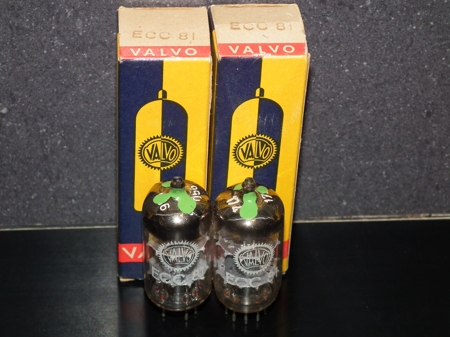 ECC81 12AT7 Valvo  NOS NIB Matched Pair Siemens Halske Munich tube plant 60s